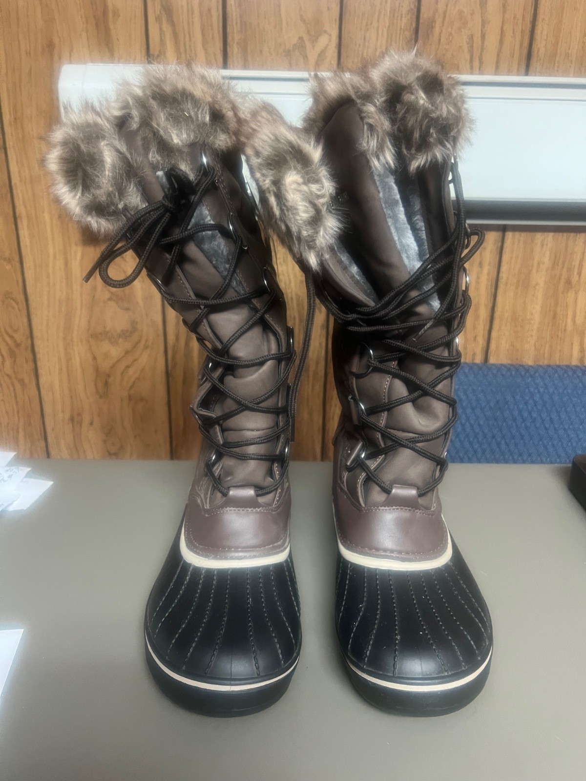 Women’s Brown Snow Boots - Size 10