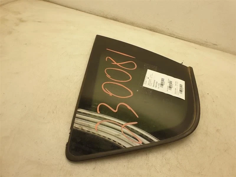 06-12 TOYOTA RAV4 LADO PASAJERO CUARTO CRISTAL Foto 4 de 4