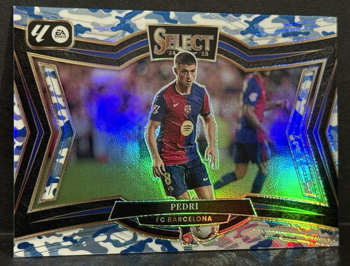 2024-25 Panini Select La Liga Barcelona Pedri Field Level Winter