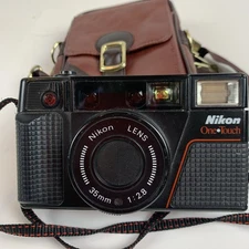 Nikon 35mm Point and Shoot Film Camera Preowned w/ Case Tested Works Instruction