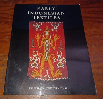 Early Indonesian Textiles / Sumbol Torajal Lampung / 1989 EX. CAT. SC FOLIO ILL