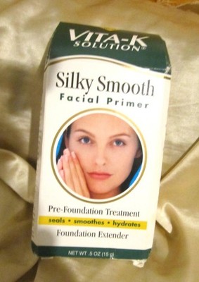 VITA-K Solutions - Silky Smooth Facial Primer-glättend- Haut vebessernd