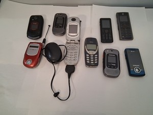 Lot Of Vintage Cellphones