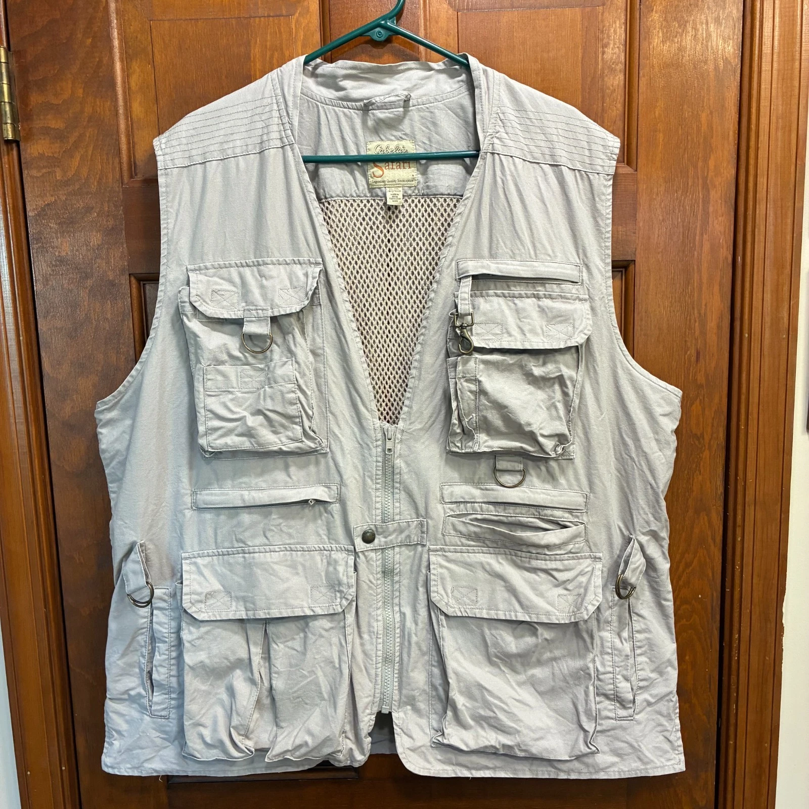 Cabelas Safari Vest Men XL Khaki Vented Utility Outdoors Hunting Fishing Hiking