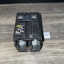 Square D Homeline HOM230 2 Pole 30 Amp 120 240V Plug In Type HOM Circuit Breaker