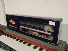 Bachmann (OO) 39-402 BR MK2 BFK Brake Corridor First, Network Southeast Livery.