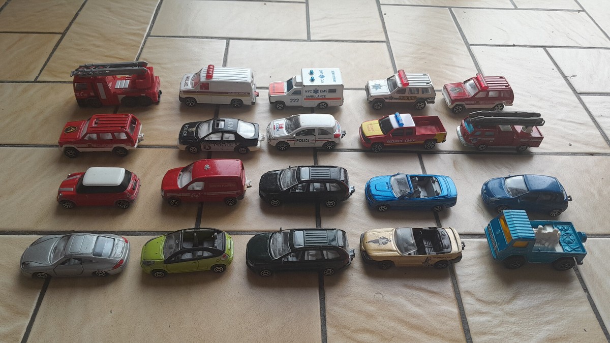 Parc de jeu Corgi GS31 Land Rover 109 avec remorque lions 1:3 Parc de jeu Corgi GS31 Land Rover 109 avec remorque lions 1:3