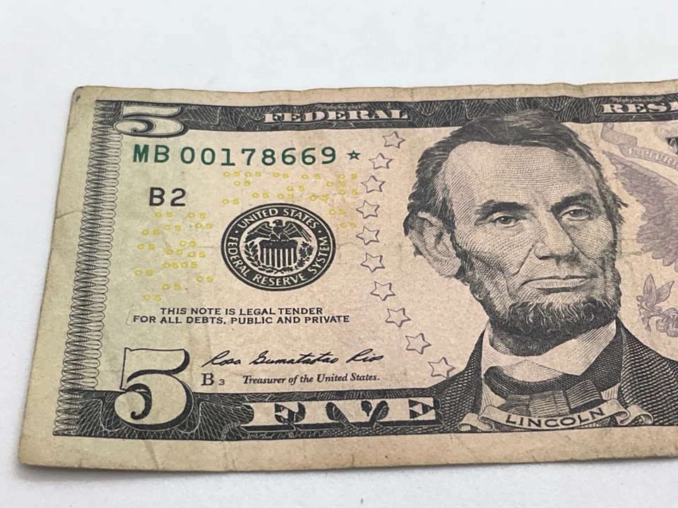 US 2013 $5 Dollar Bill Star Note Federal Reserve Star Low Run - Image 2 of 4