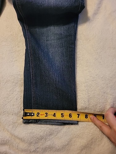 NEW Juniors sz 3 Candies Cool and Cuffed Denim Capris Double Button - Picture 16 of 16