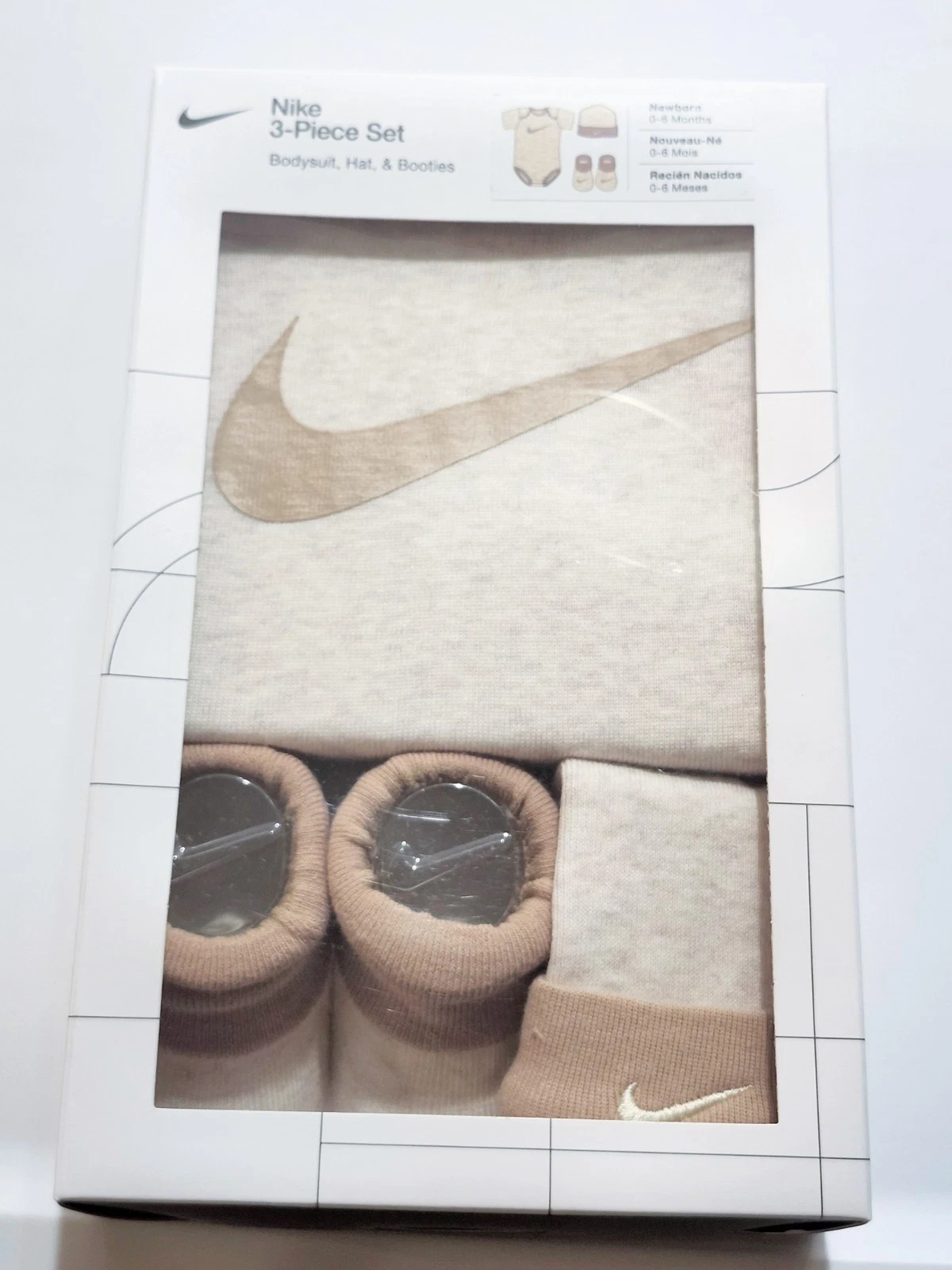 Nike Infant Baby 3-Piece Tan Shirt, Hat & Booties Box Set Size 0-6 Months