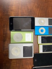 Ipod LOT of 23