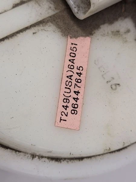 2006 07 2008 CHEVROLET AVEO 1.6L Fuel Pump Assembly 96447645 Foto 3 de 4