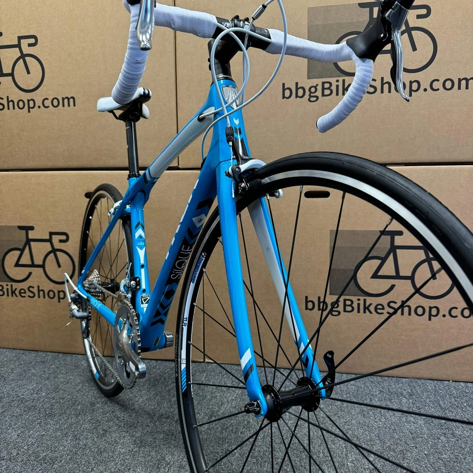 Used Trek Silque, Women's Carbon Fiber Road Bike, - 2015, 50cm - Image 3 of 4