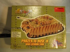 1:32 The Ultimate Soldier Panzer IV AUSF.H WWII German Tank Model Kit MIB