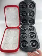 Lot 4 Wilton Non Stick Donut Pans PFAS Free Henning Lee Silicone Pans