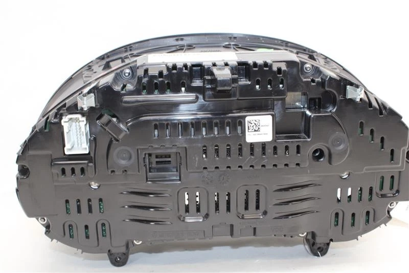 CLUSTER VELOCÍMETRO MERCEDES-BENZ C250 C300 C350 C63 2015 15 2059000716 1356634 Foto 3 de 4