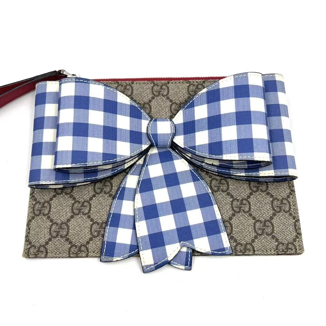 10.31 20 Gucci Beige Clutch