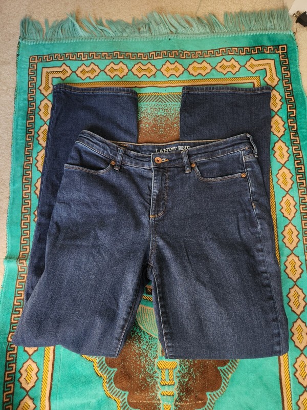 Lands' End Woman's Bootcut Blue Jeans Dark Wash Size 31 Waist
