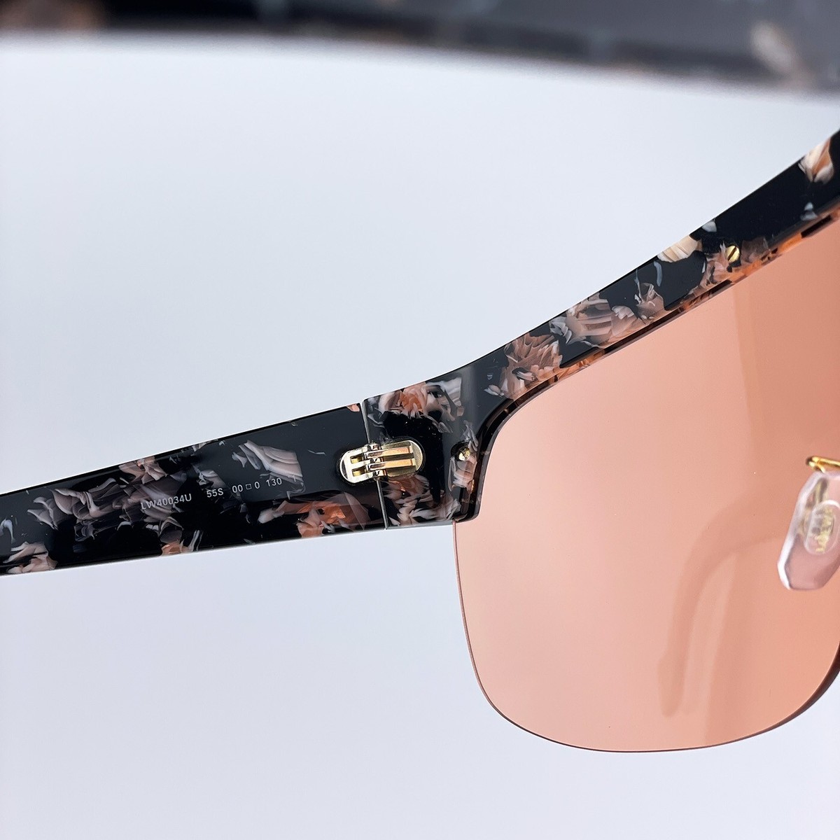 NEW Loewe LW40034U 55S Shiny Colour Havana Bordeaux Mask Shield Women Sunglasses Loewe Mask Shield Sunglasses Bordeaux Acetate Shiny Havana Women main image 4