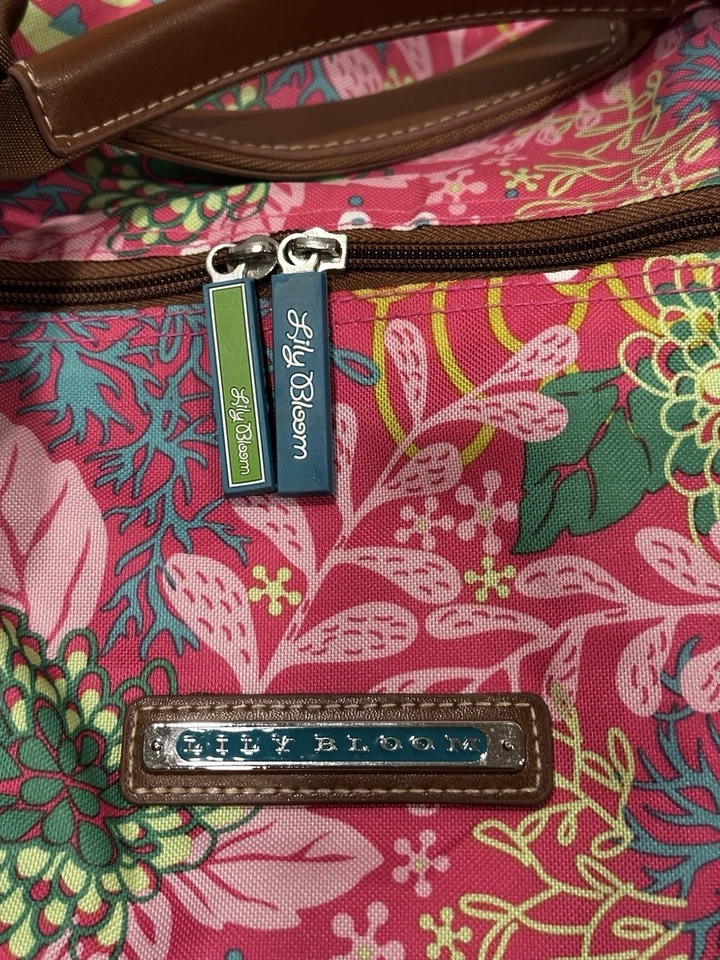 Lily Bloom Large Colorful Leaf Multicolor  Living Carry-On Luggage/Duffle Bag🔥 - Image 3 of 4