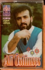 15732--Ali Üstünses Asir Müzik KÖLN 1.Baski , Jelatinli