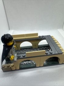 Lego Harry Potter 4867 Hogwarts Incomplete- One Mini Fig Harry