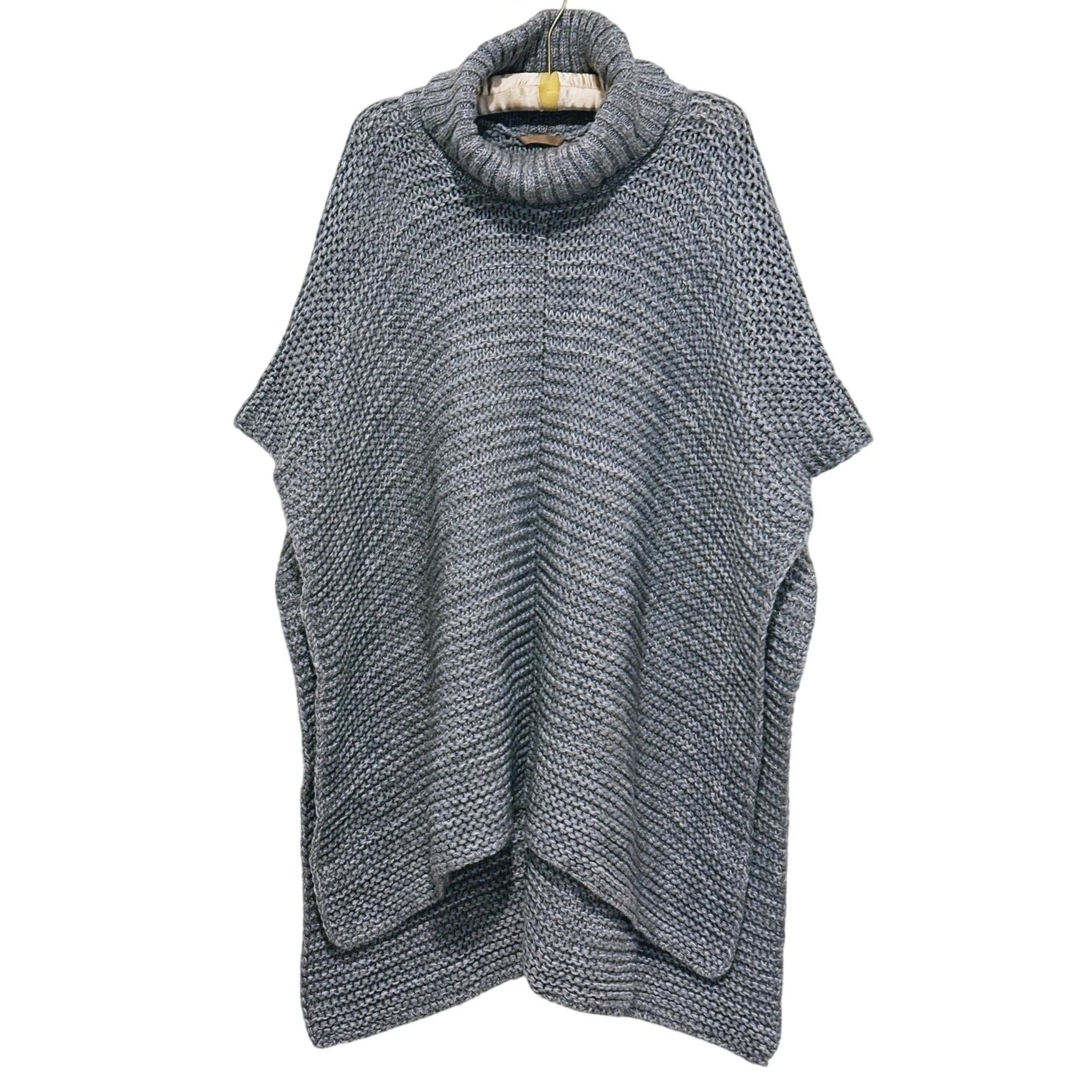 UGG Chunky Knit Turtleneck Poncho Cape Oversized Shawl One Size Grey Cozy Lagen