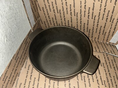 Vtg Jotul Small Pot 3.3L Cast Iron Pan No Lid Dual Handle