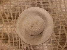 SOLAR ESCAPE Wide Brim Sun Hat Women's One Size Paper Cap Gardening Taupe Black