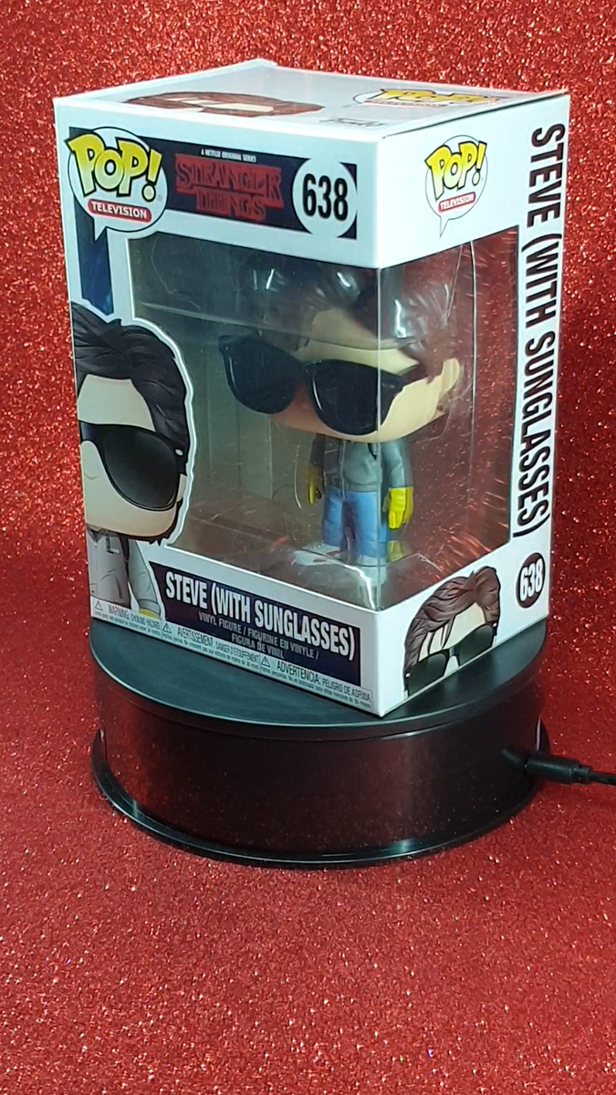 FUNKO POP TELEVISION STRANGER THINGS #638 STEVE (with SUNGLASSES