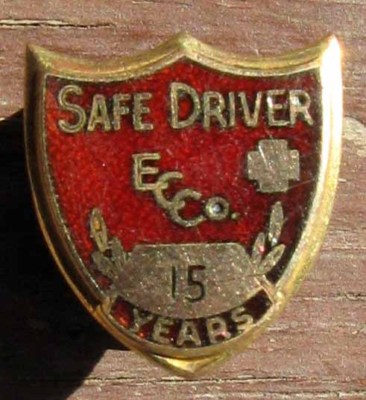 Safe Driver Pin RARE EARLY ORIGINAL NOS 15 YEAR SAFE DRIVER AWARD PIN GOLD & CLOISONNE ...