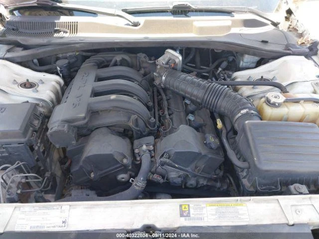 Used Deck Lid fits: 2008 Chrysler 300 w/o spoiler Grade B - Image 2 of 4