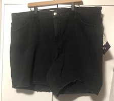 Women's Plus Size High-Rise Bermuda Shorts - Ava Viv Black Size 26