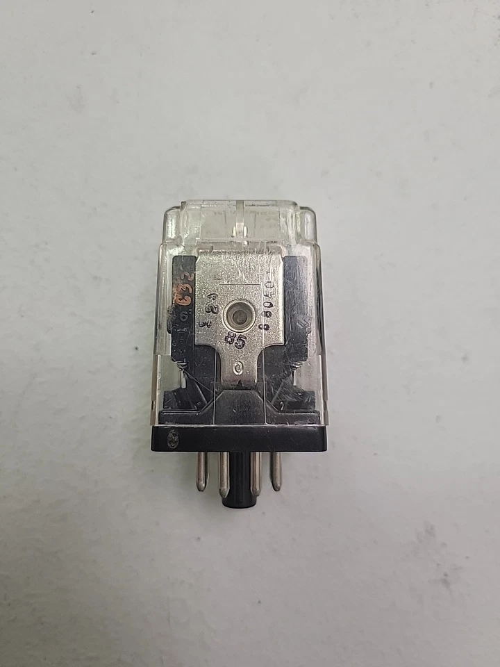 RELÉ CUADRADO D Clase 8501 Tipo KPD 12 48VDC 2PDT SIN ENCHUFE - ECS Foto 3 de 4