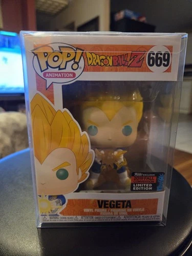 Funko POP! Dragon Ball Z VEGETA #669 Fall Convention Exclusive W/Protector Case
