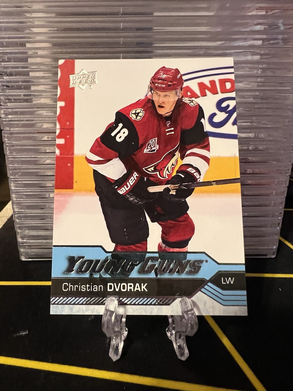 Upper Deck 2016-17 Young Guns Christian Dvorak #235 Arizona Coyotes Ice Hockey