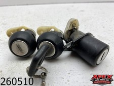 Oem 1992 Saab 900 2.1l Tailgate Rear Trunk Lock Barrel Key Oem 1992 Saab 900 2.1l Tailgate Rear Trunk Lock Barrel Key