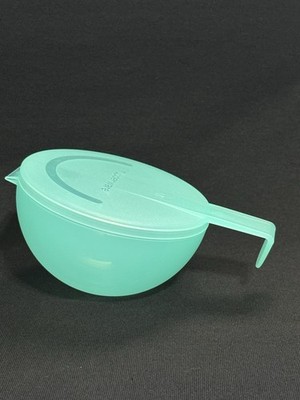 Vintage Tupperware Lettuce Keeper / Vegetable Saver Green USA Container w/ Lid
