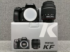 Pentax KF DSLR Camera Kit 24.8MP APS-C Wi-Fi Light Use Excellent Condition