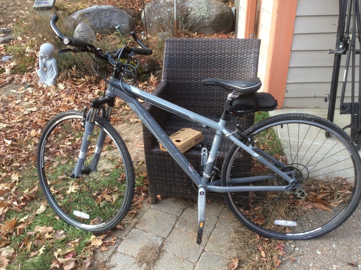 BARELY USED Silver TREK 8.2 Dual Sport Bicycle , 19 frame, 28 wheels  riser bar | eBay