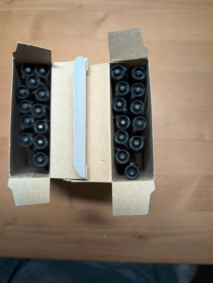 Marcadores Permanentes, Sharpie, Punta Ultra Fina, Negro, 24 Unidades Totalmente Nuevos Foto 3 de 4