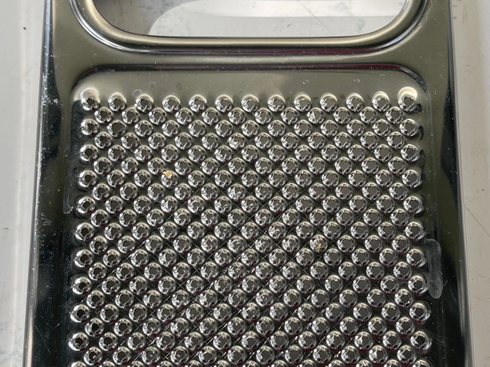 GEFU RETARO Edelstahl-Kartoffelreibe | GEFU RETARO stainless steel potato grater - Bild 4 von 4