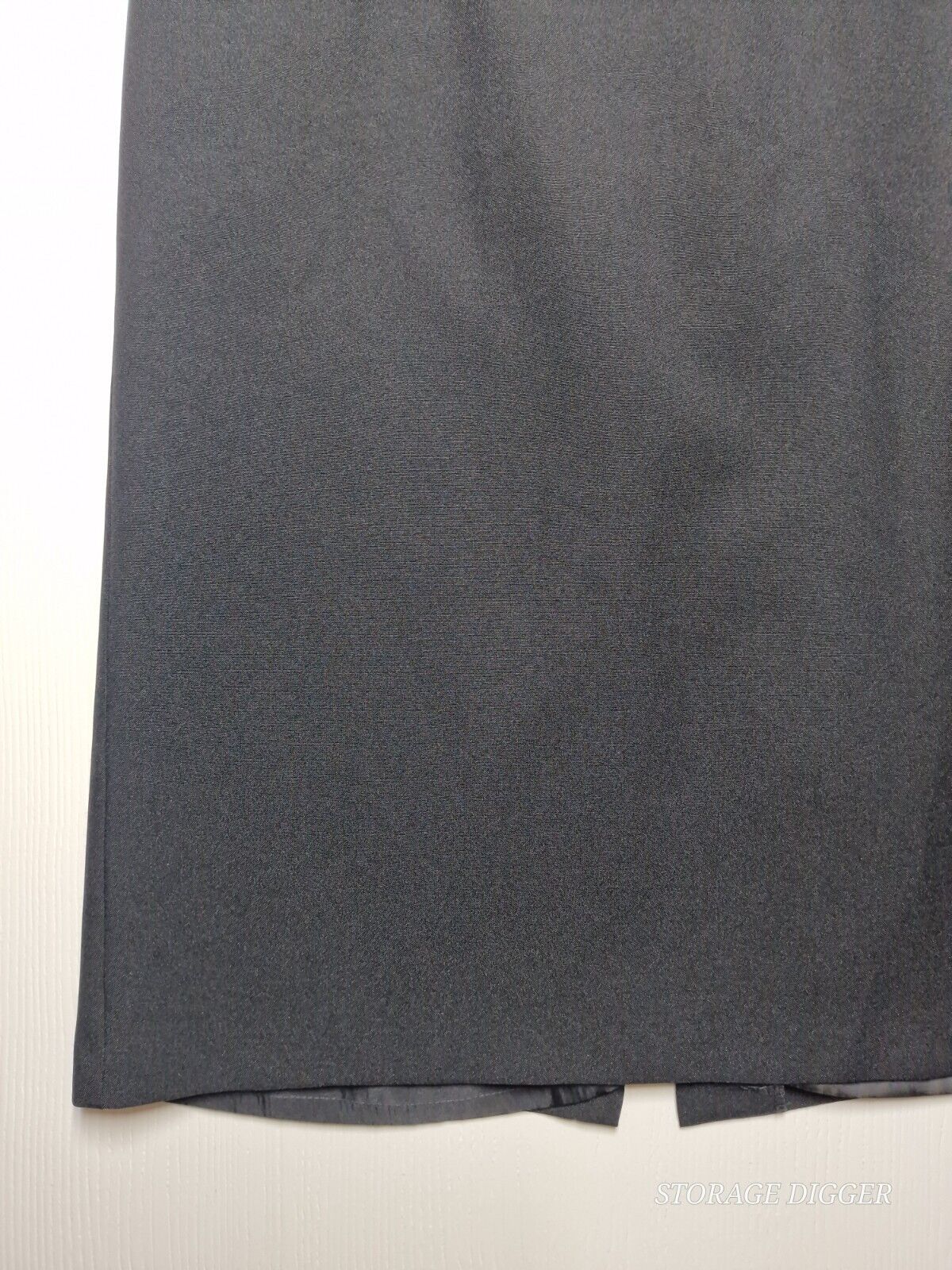 Picture 3 of 12
