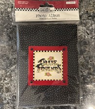 Mary Engelbreit 4x6 Picture Photo Album True Friends 2006 NIP Holds 36 Photos