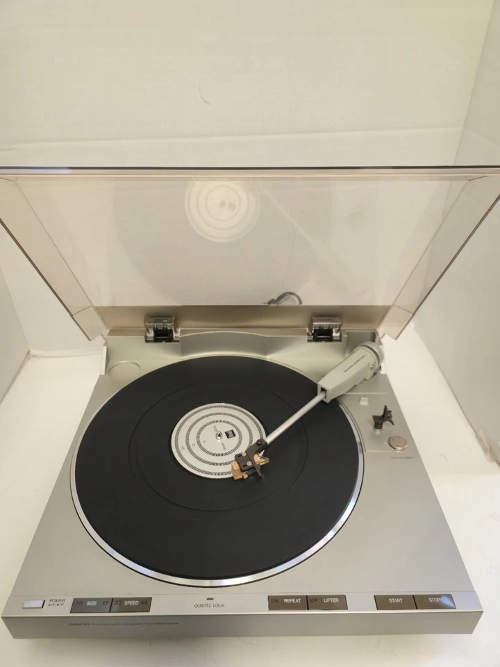 Denon Direct Drive Turntable - DP-11F - Image 2 of 4