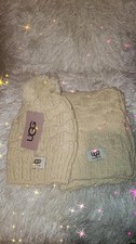 NEW WINTER BEIGE UGG HAT AND SCARF SET