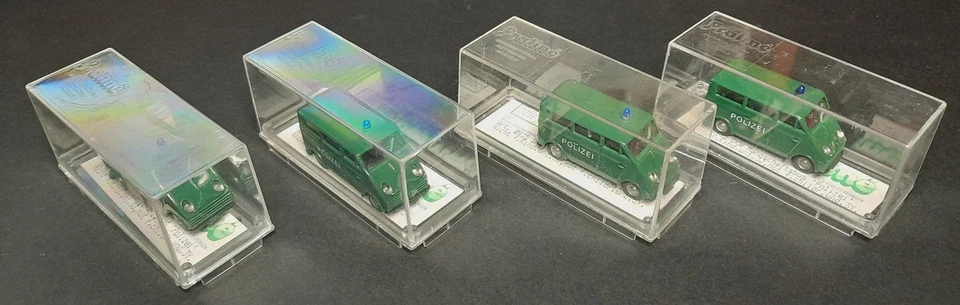 4 PEZZI - Pralinè W. Germany art. 0935 DKW Manoschaftbus Polizei - 1:87 H0 - Immagine 2 di 4