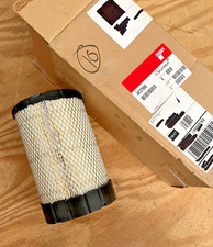 AF27998  Fleetguard OEM Cummins  AIR FILTER