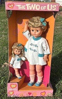 Uneeda Two of Us Tall Doll Wispy Walkers 24  & 12  1960s NRFB Amazing Condition