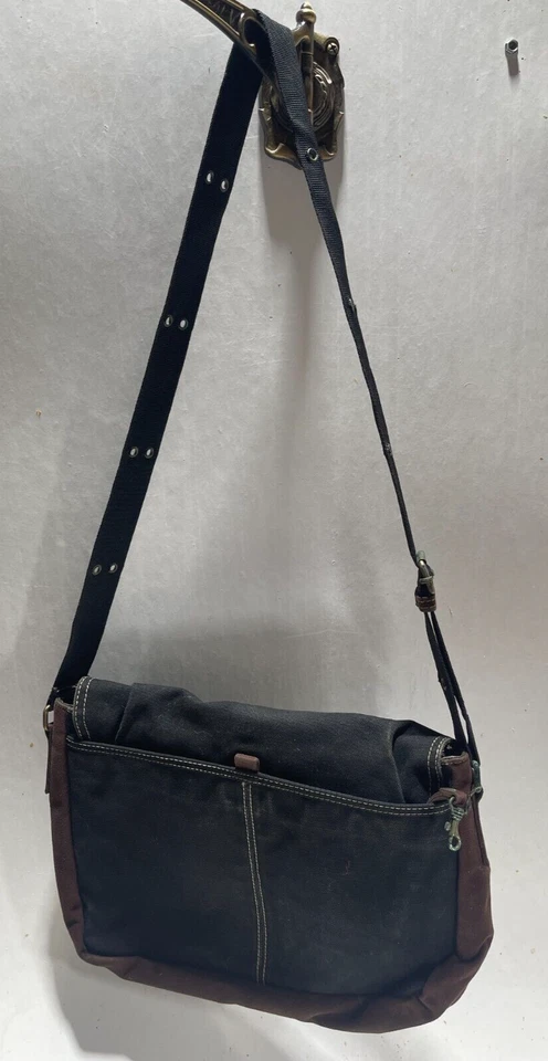 Маленькая коричневая/черная вельветовая сумка через плечо Nine West - Изображение 3 из 4